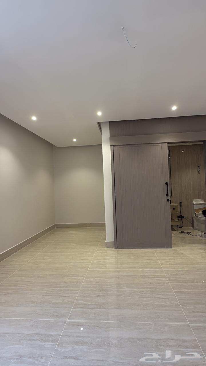 7 bedroom villa in Dahiat King Fahd 15