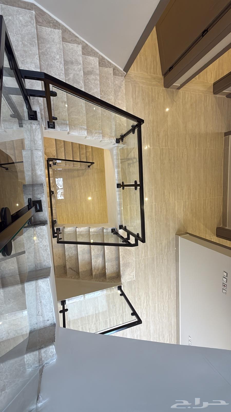 7 bedroom villa in Dahiat King Fahd 37