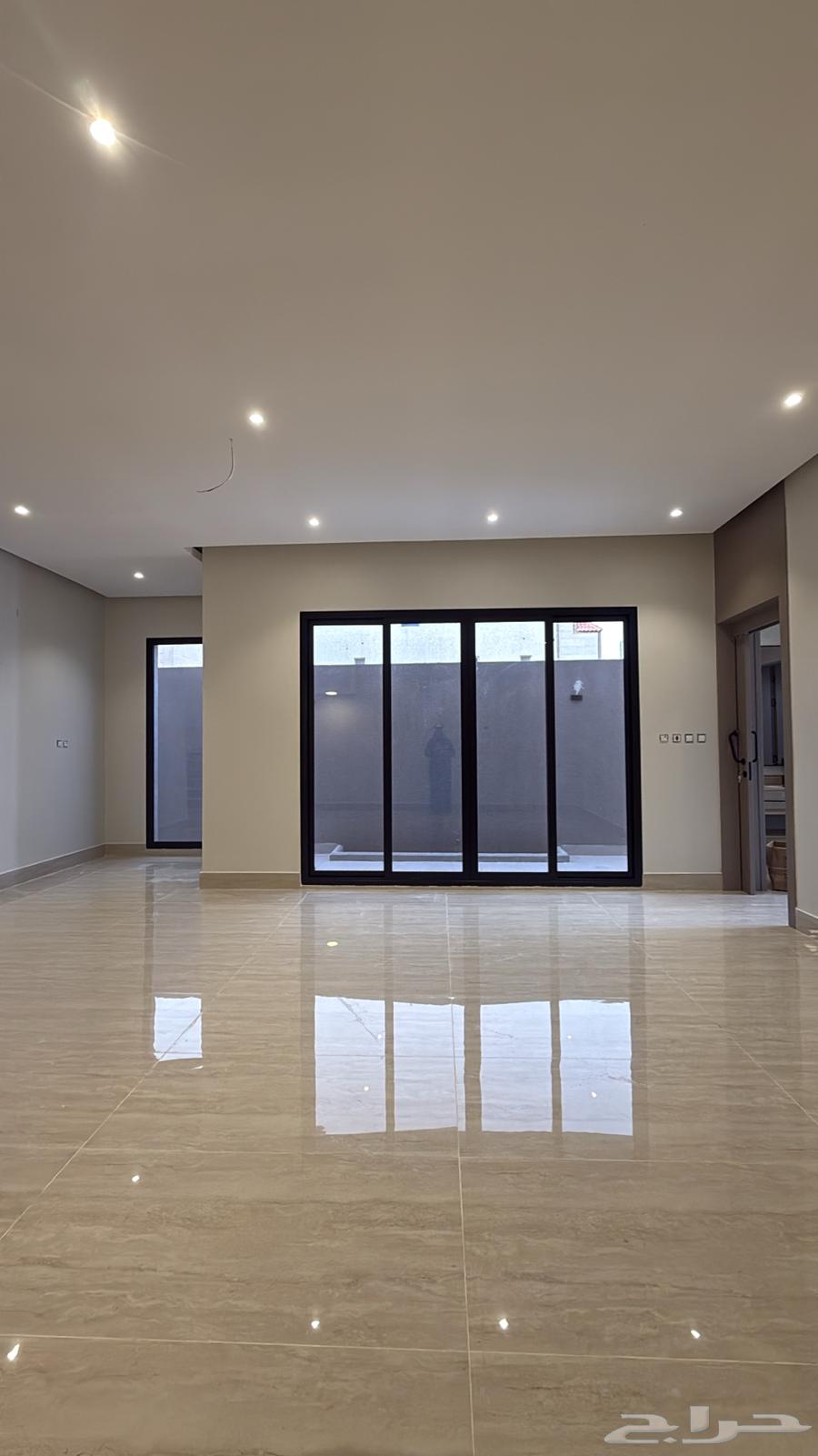 7 bedroom villa in Dahiat King Fahd 54