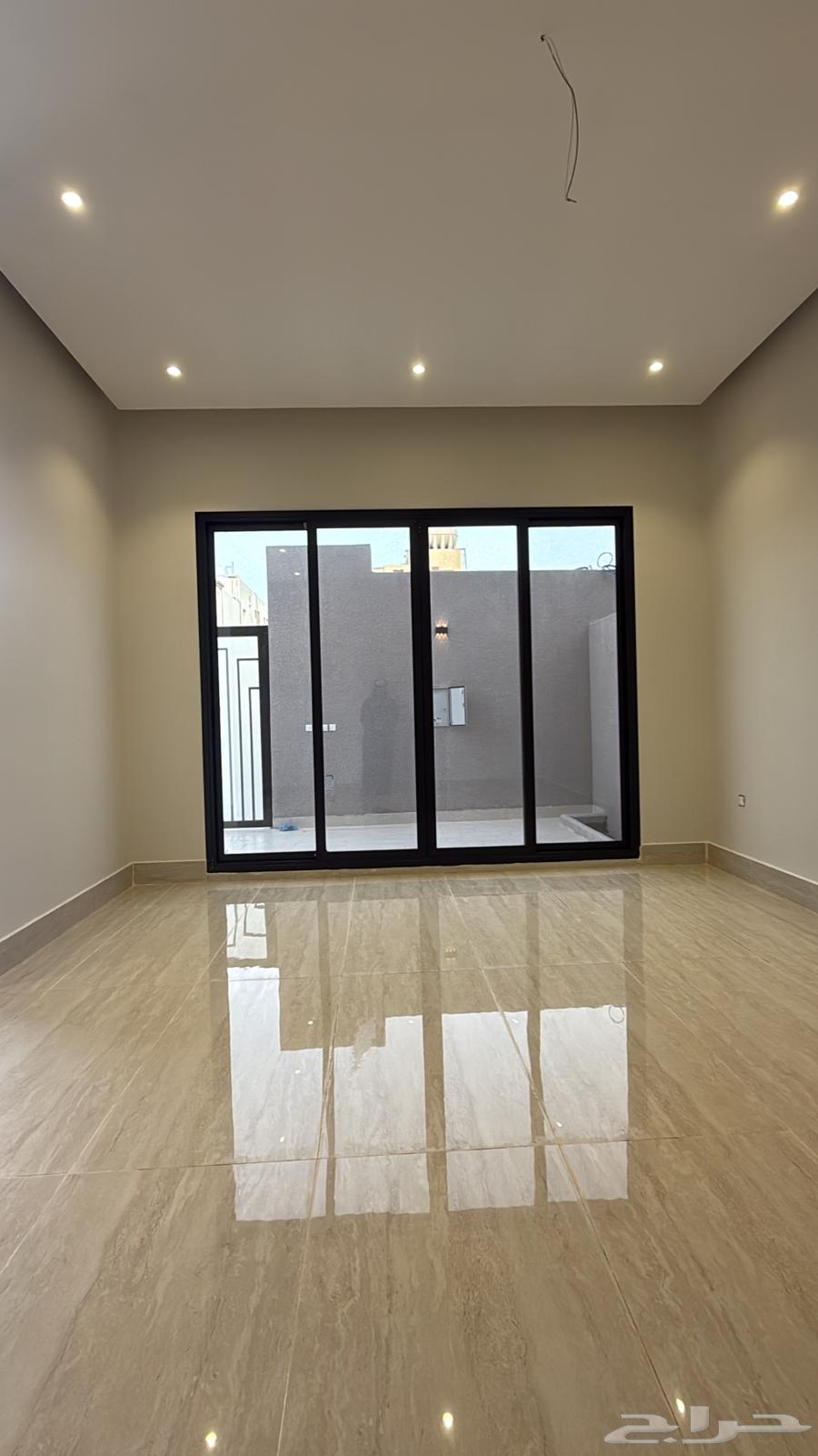 7 bedroom villa in Dahiat King Fahd 61