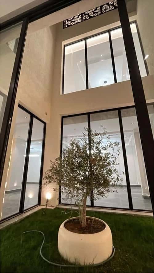 6 bedroom villa in Al Mahdiyyah 3