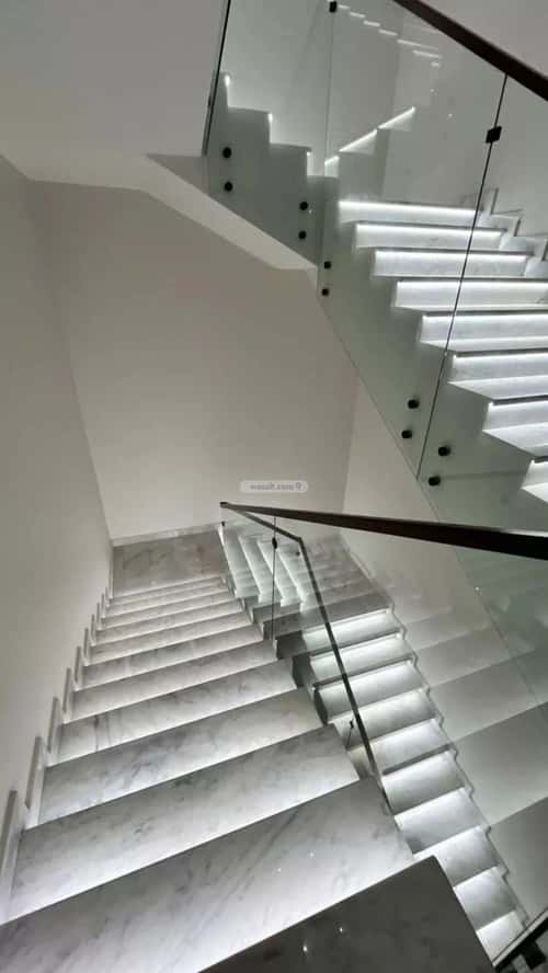 6 bedroom villa in Al Mahdiyyah 2