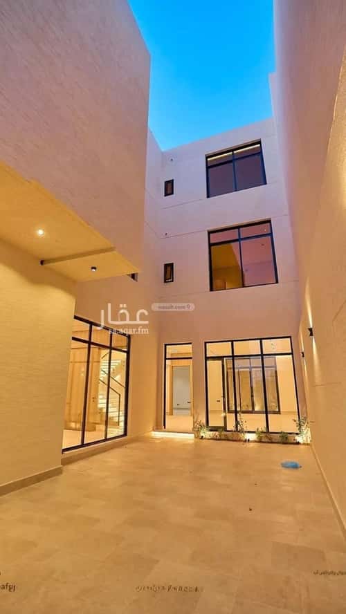 6 bedroom villa in Al Mahdiyyah 2