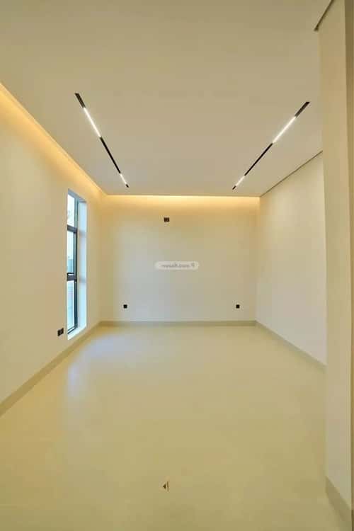 5 bedroom villa in Al Mahdiyyah 3