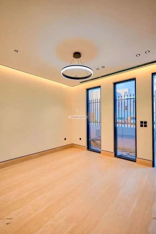 5 bedroom villa in Al Mahdiyyah 3