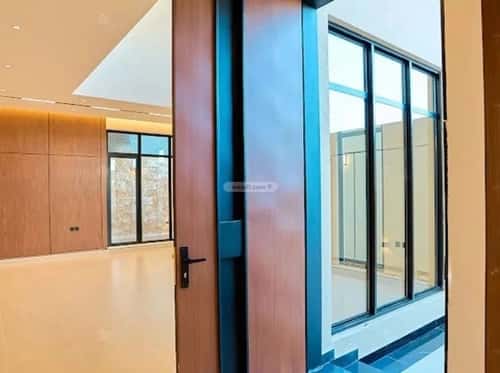 5 bedroom villa in Al Mahdiyyah 4