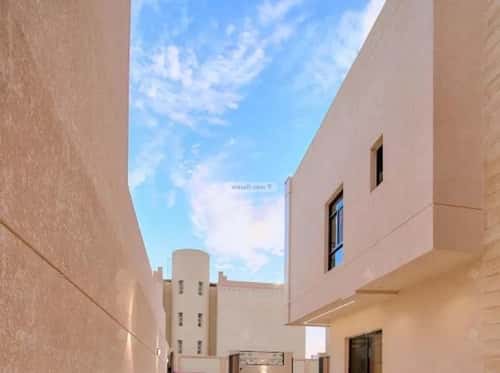 5 bedroom villa in Al Mahdiyyah 12