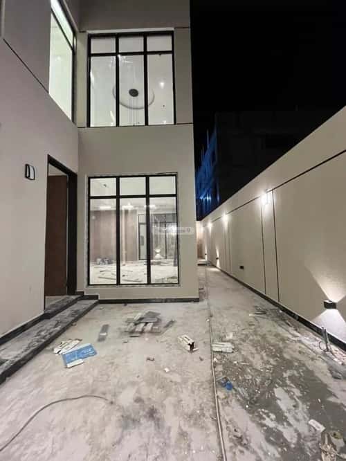 6 bedroom villa in Al Mahdiyyah 2