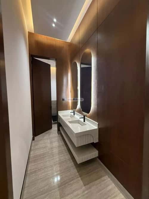 5 bedroom villa in Al Mahdiyyah 13