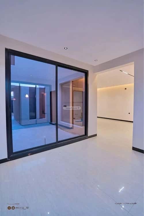 5 bedroom villa in Al Mahdiyyah 2