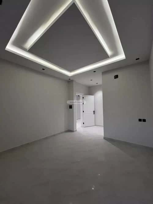 5 bedroom villa in Al Mahdiyyah 3