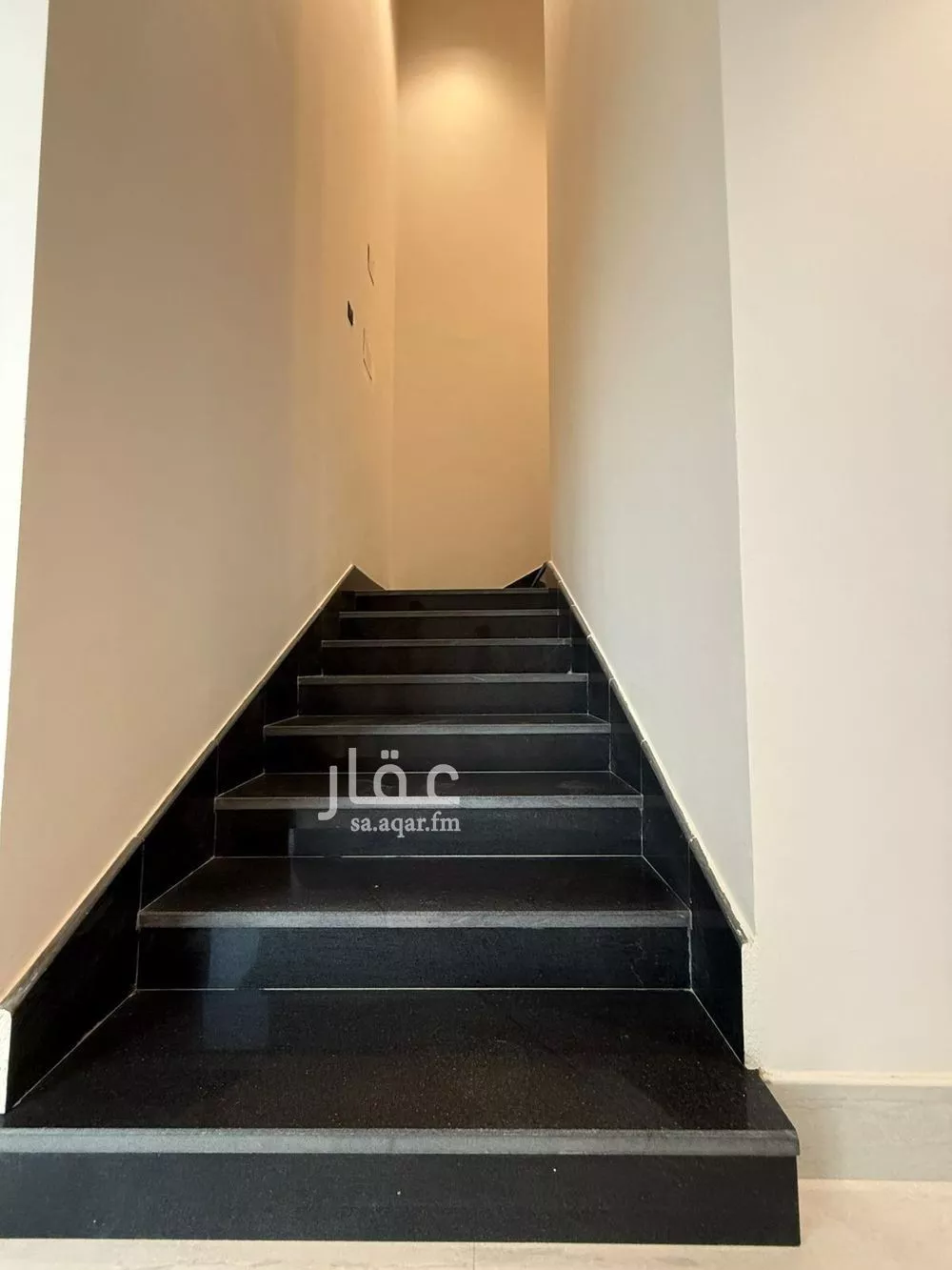 فيلا 6 غرف في المهدية 21