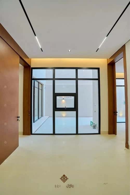 5 bedroom villa in Al Mahdiyyah 6