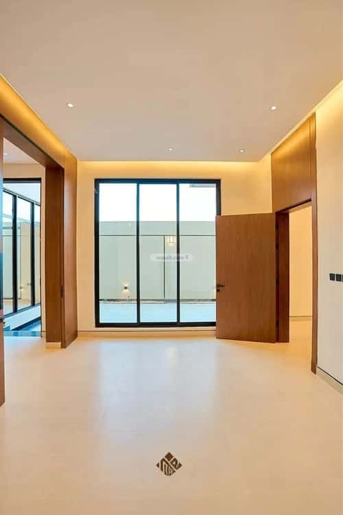 6 bedroom villa in Al Mahdiyyah 3