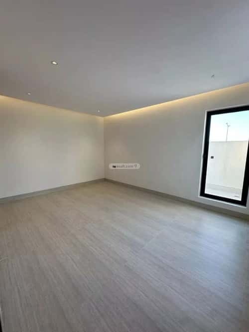 5 bedroom villa in Al Mahdiyyah 1