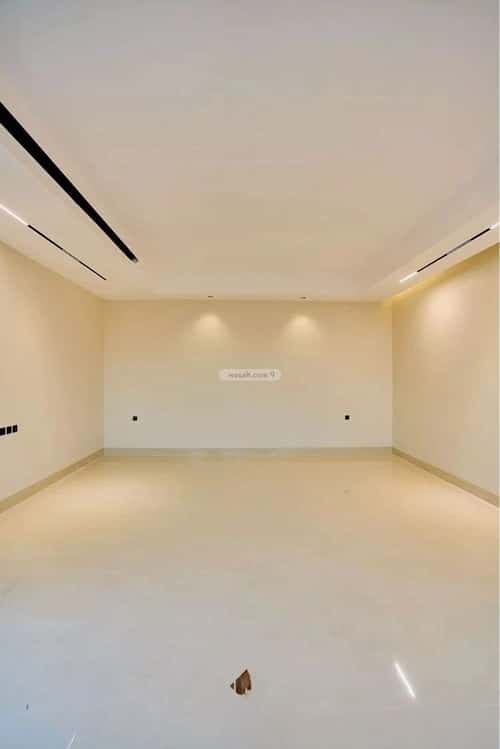 5 bedroom villa in Al Mahdiyyah 9