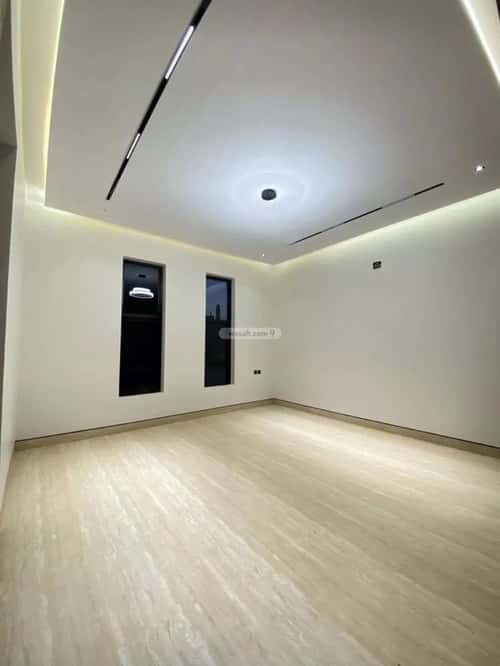 5 bedroom villa in Al Mahdiyyah 10