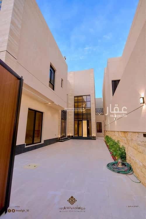 5 bedroom villa in Al Mahdiyyah 3