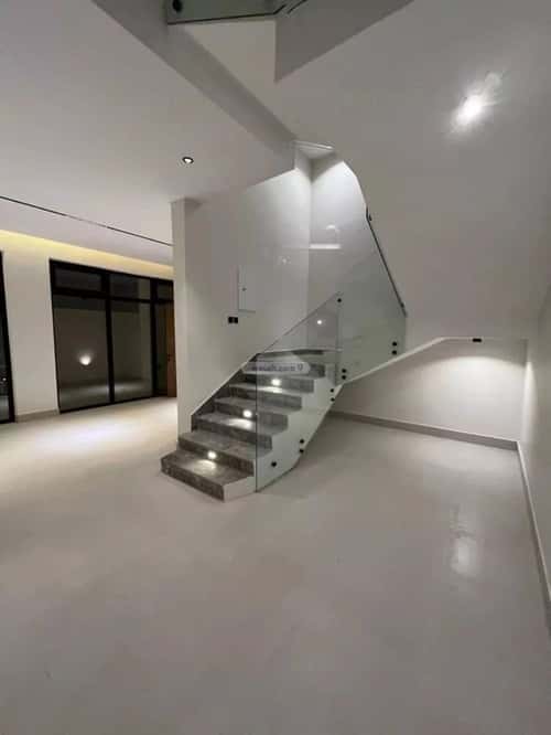 5 bedroom villa in Al Mahdiyyah 1