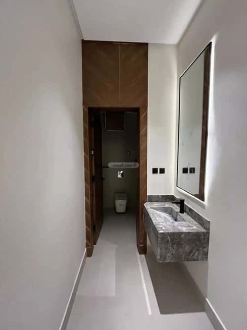 5 bedroom villa in Al Mahdiyyah 5