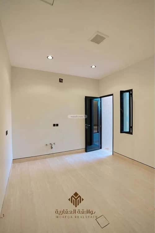 6 bedroom villa in Al Mahdiyyah 4