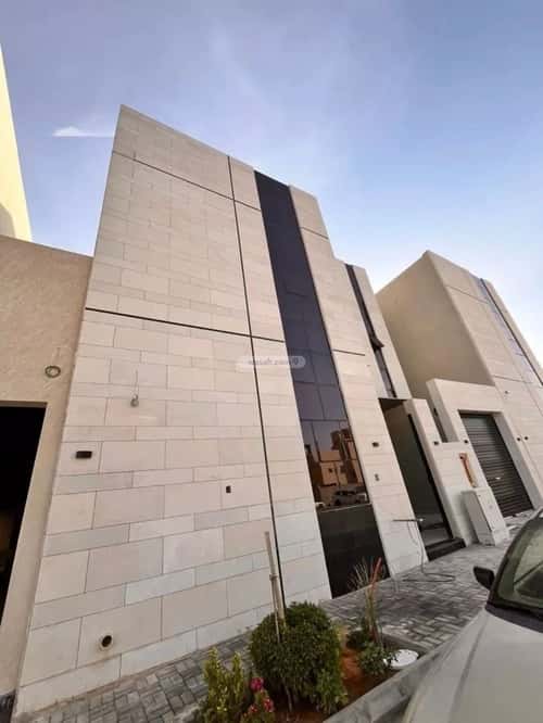 6 bedroom villa in Al Mahdiyyah 3