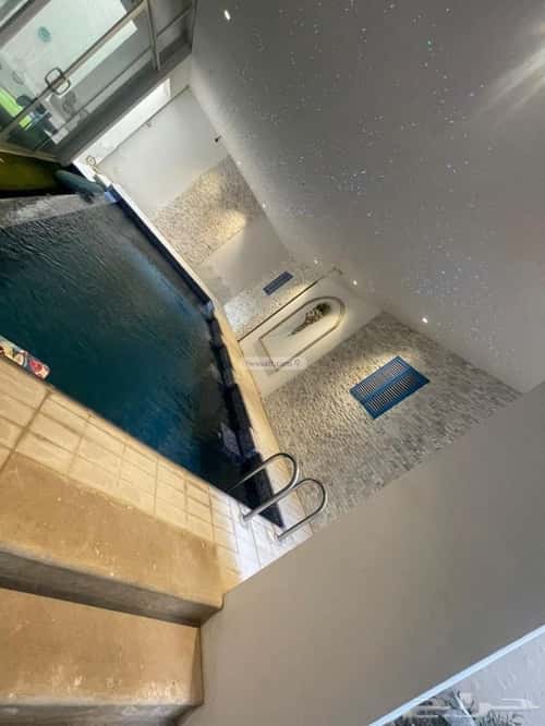 8 bedroom villa in Al Aridh 1