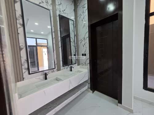 5 bedroom floor in Al Janadriyah 4