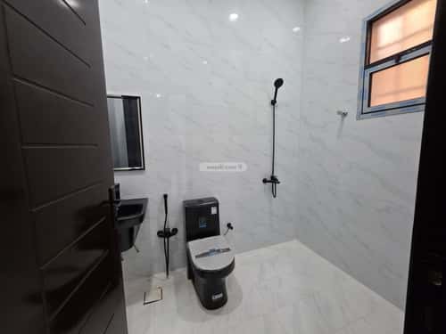5 bedroom floor in Al Janadriyah 2