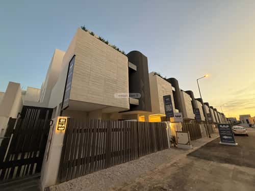 4 bedroom floor in Al Qairawan 2