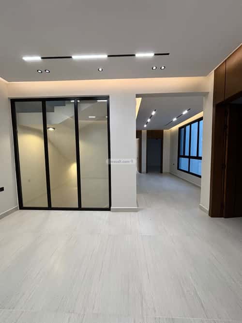 5 bedroom villa in Al Mahdiyyah 10