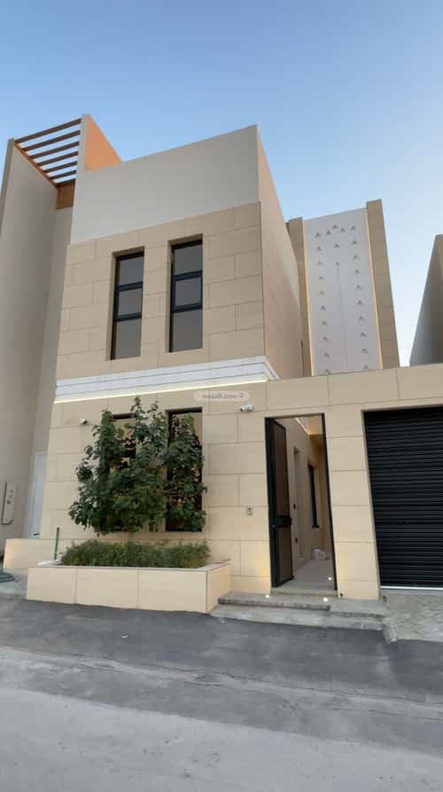 5 bedroom villa in Al Mahdiyyah 4