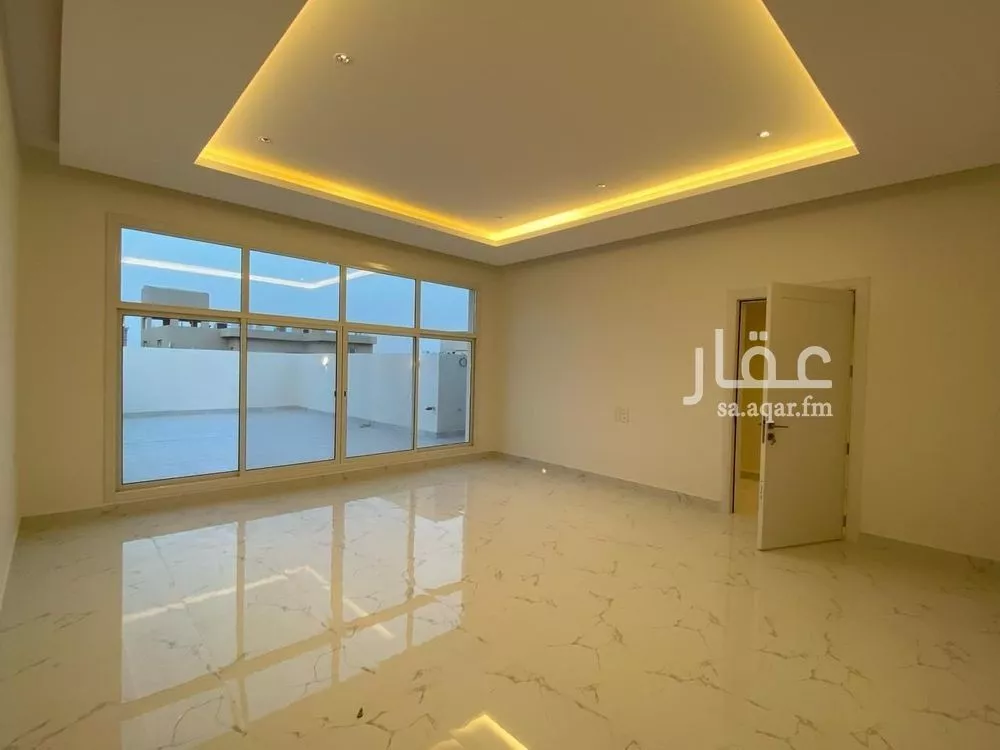 فيلا 6 غرف في المهدية 7