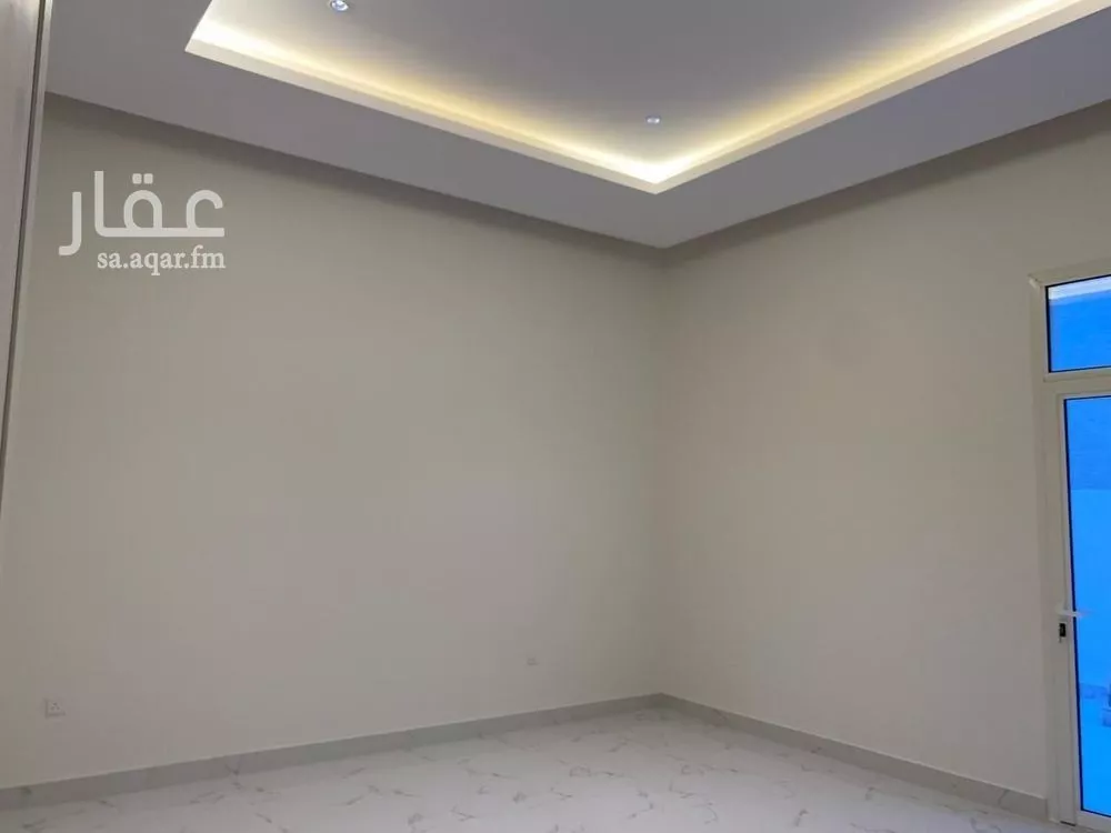 فيلا 6 غرف في المهدية 9