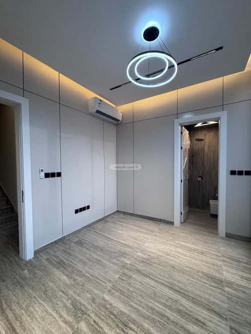 6 bedroom villa in Al Mahdiyyah 4