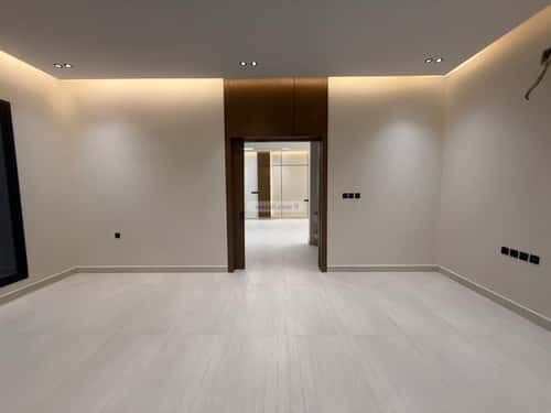 5 bedroom villa in Al Mahdiyyah 10