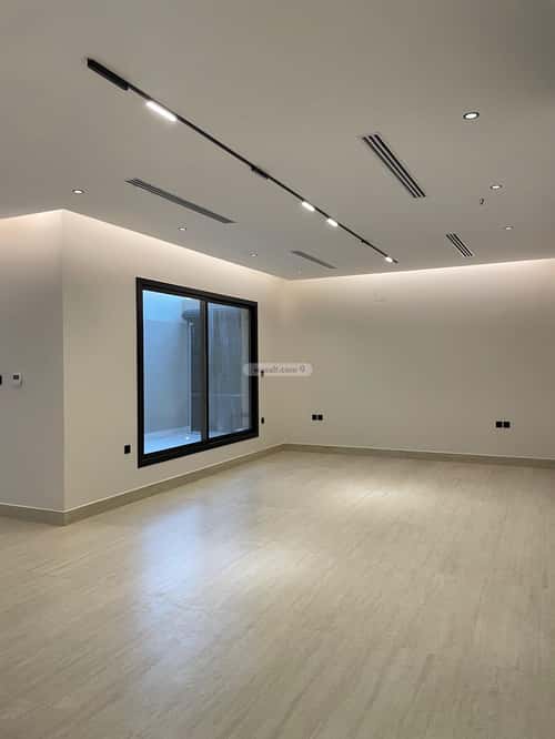5 bedroom villa in Al Mahdiyyah 16