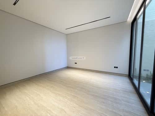 5 bedroom villa in Al Mahdiyyah 10