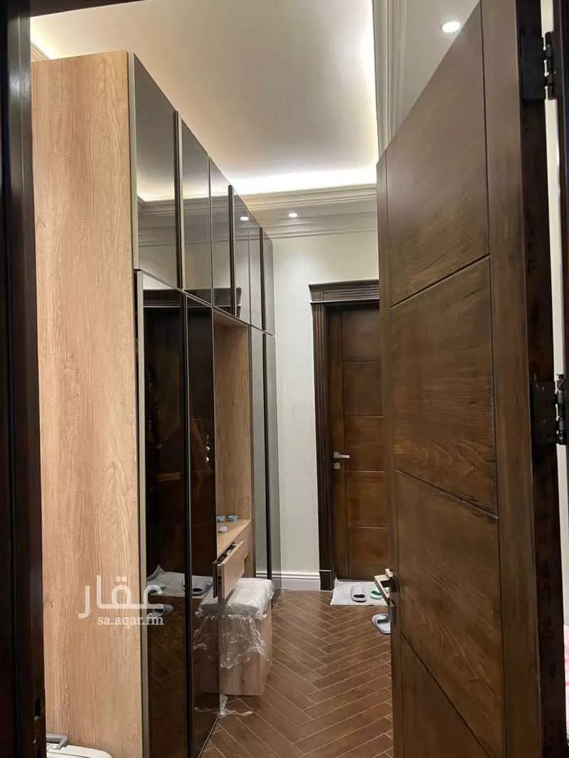 فيلا 7 غرف في الغدير 5