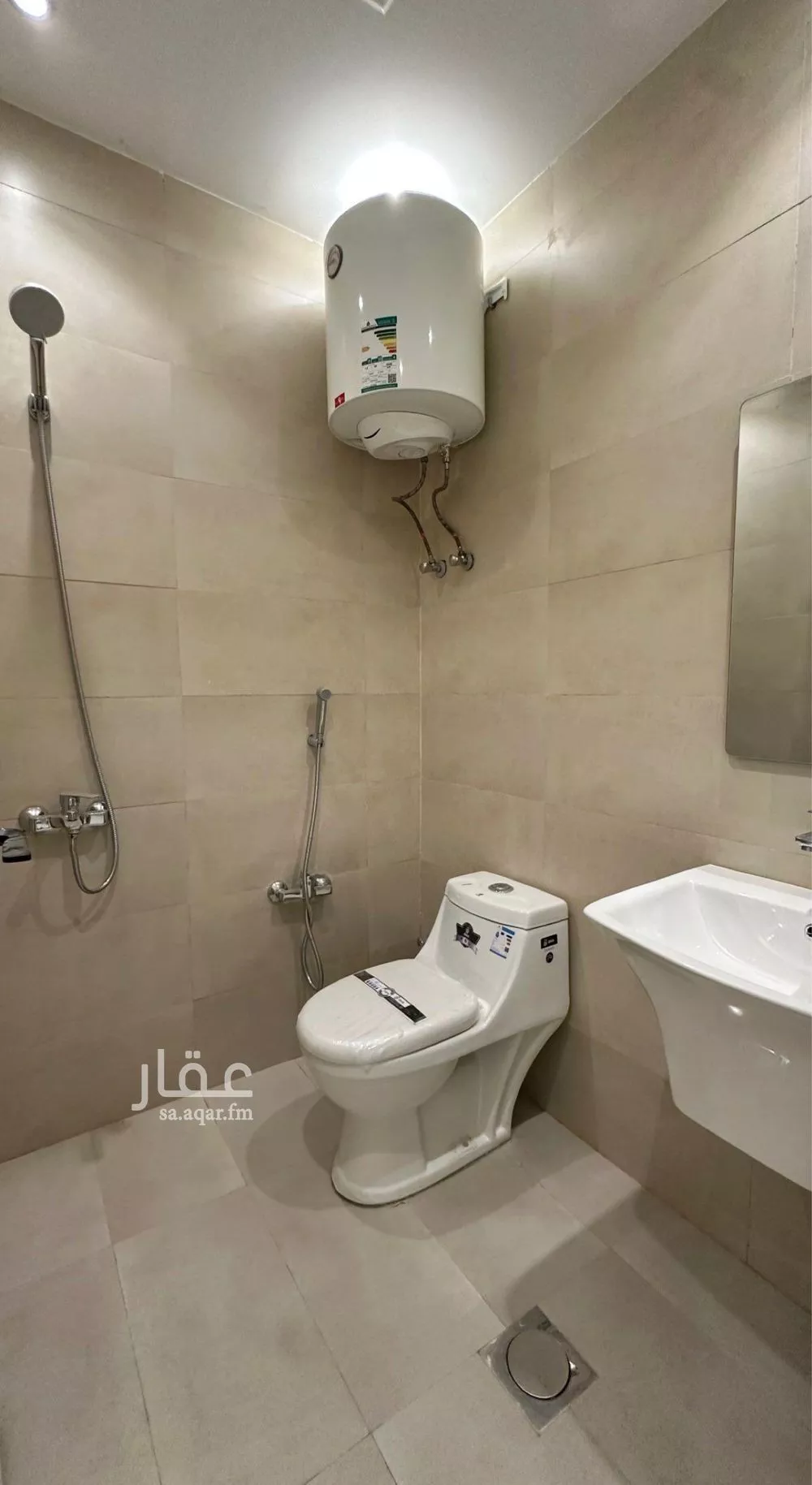 شقة 1 غرف في الوادي 4