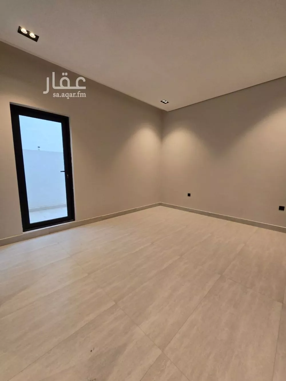 5 bedroom villa in Al Rimal 16