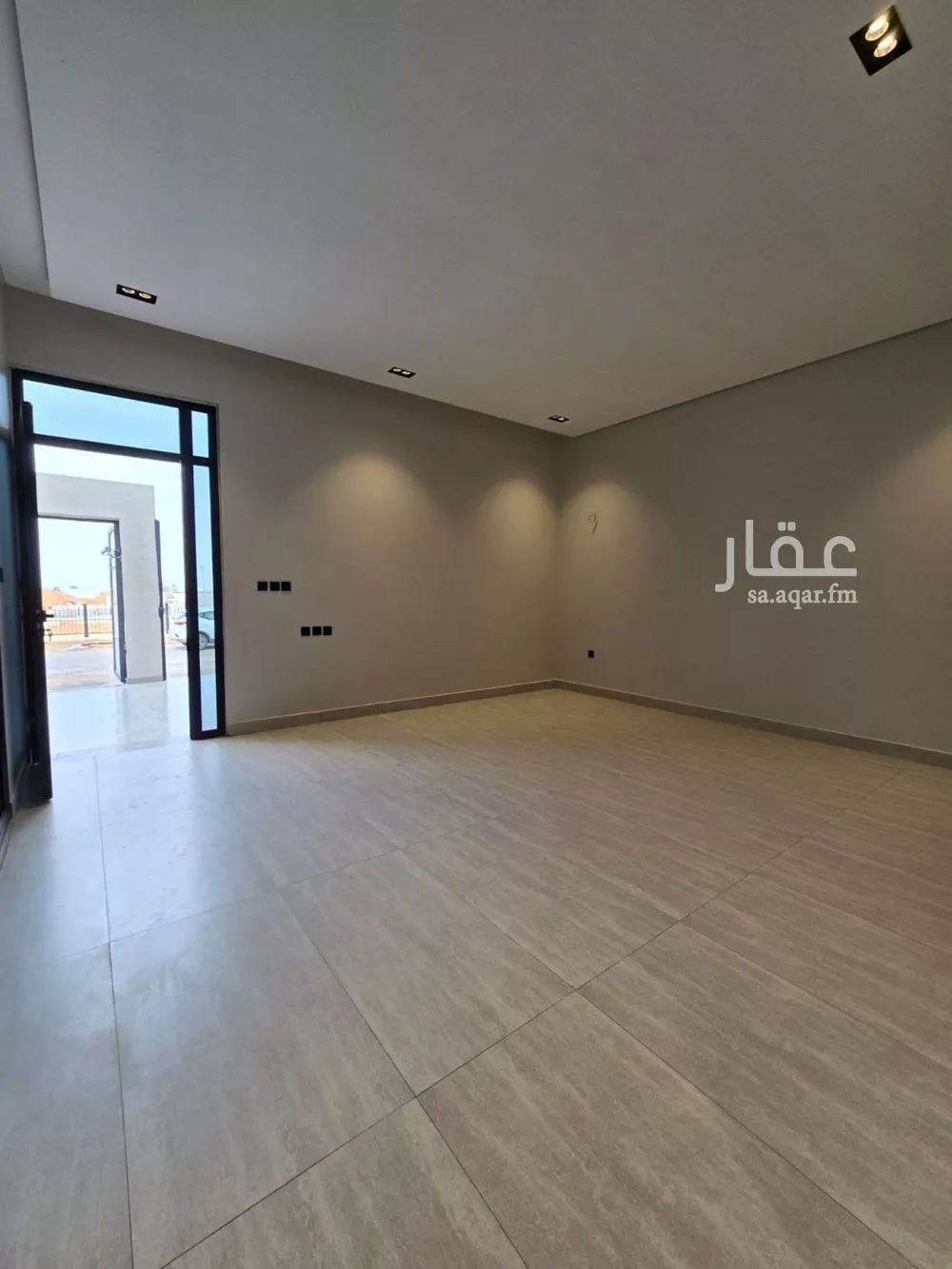 5 bedroom villa in Al Rimal 4
