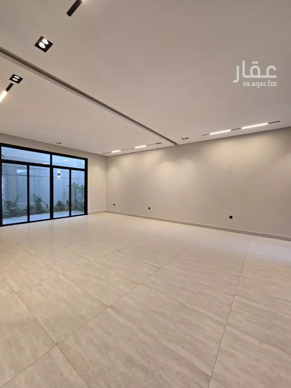 5 bedroom villa in Al Rimal 5