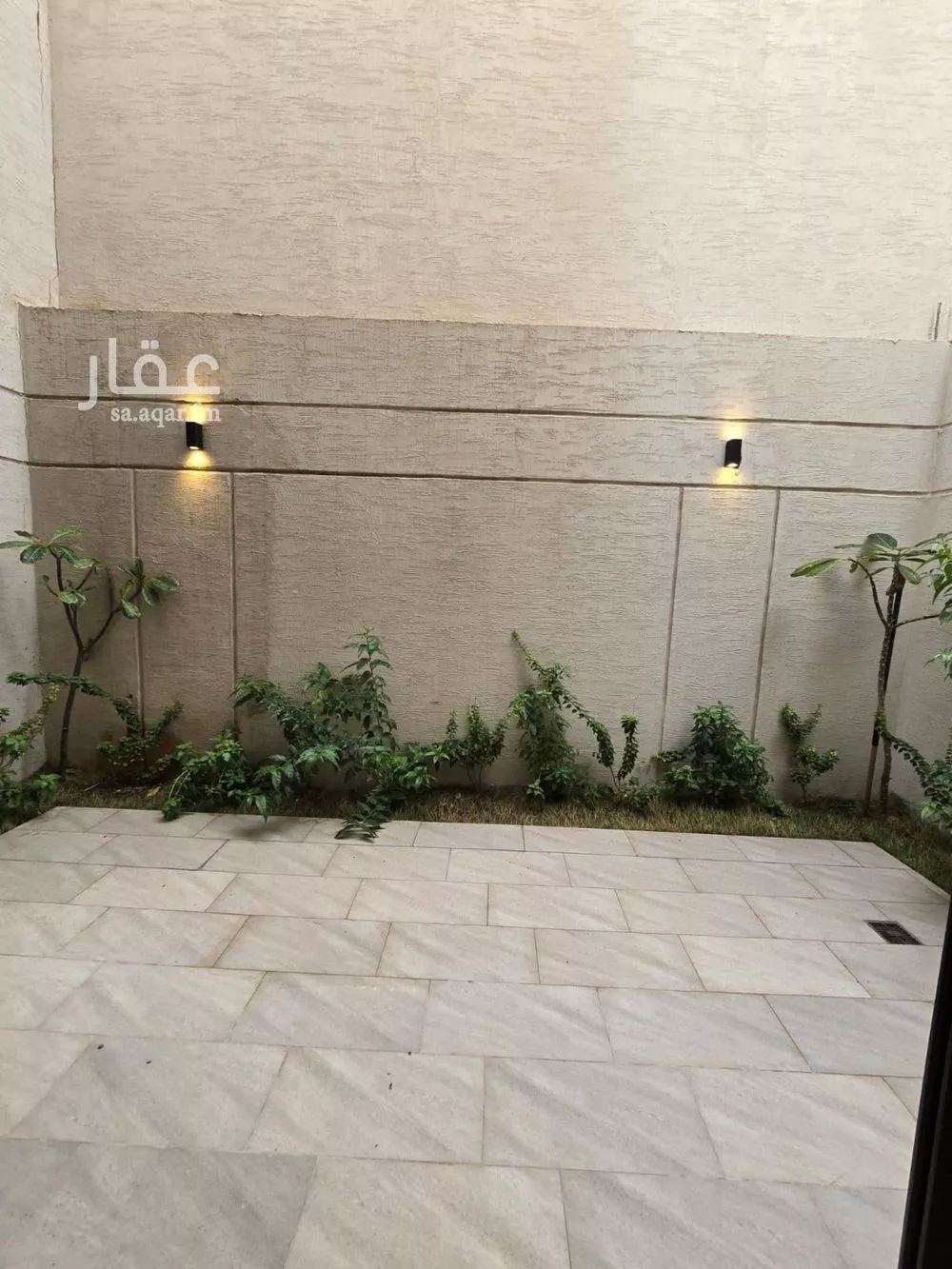 5 bedroom villa in Al Rimal 6