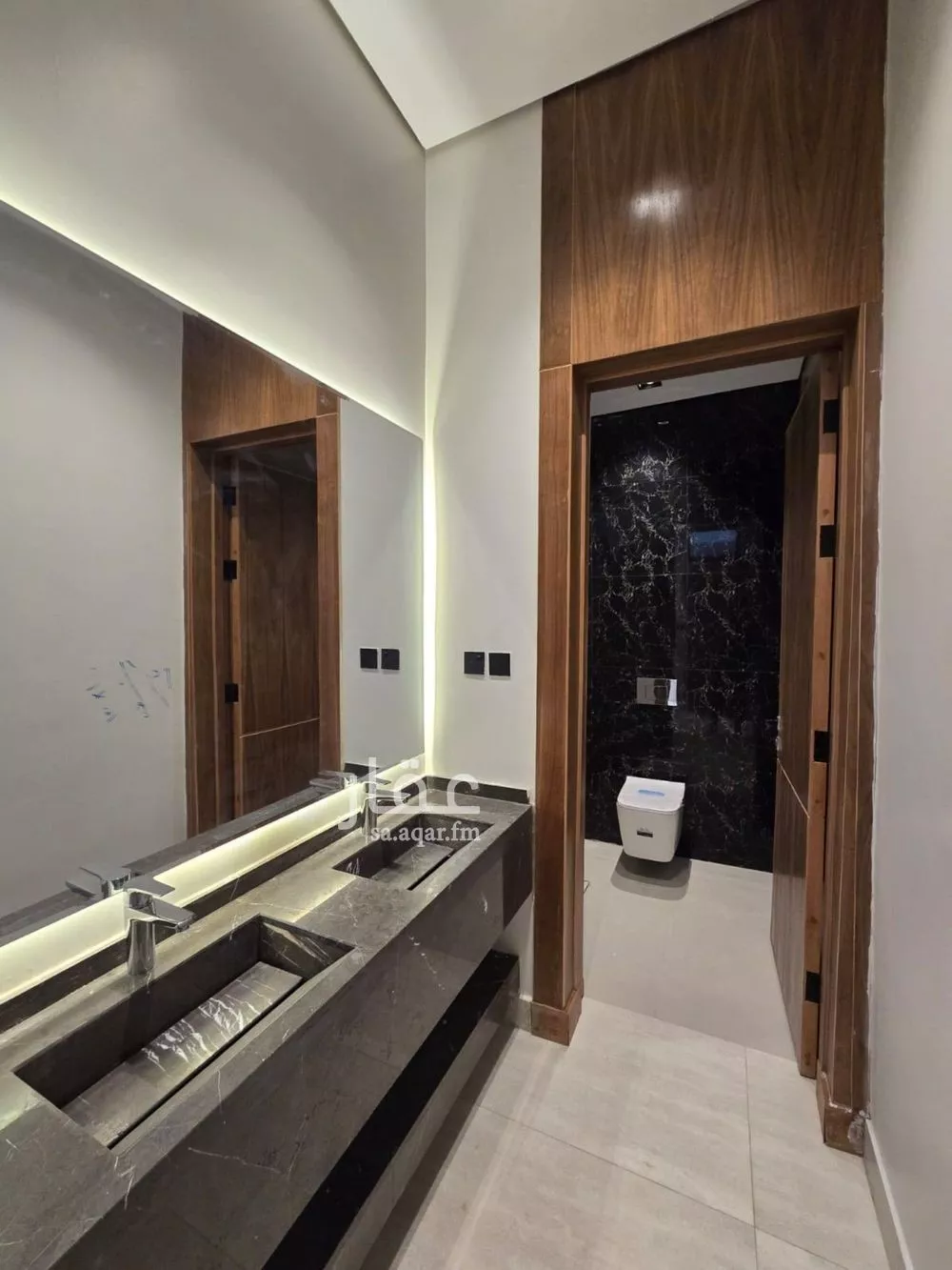 5 bedroom villa in Al Rimal 7