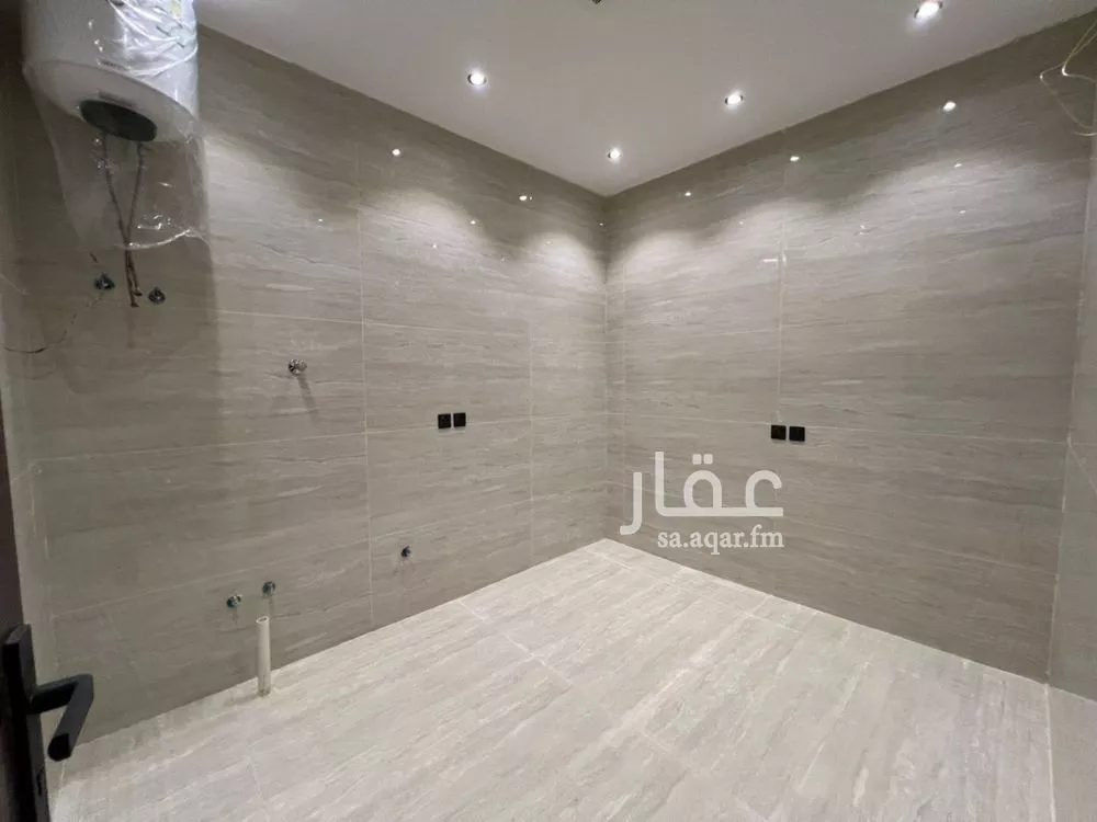 4 bedroom apartment in Tuwaiq, Riyadh 7