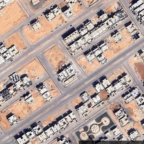 5 bedroom villa in Al Mahdiyyah 2