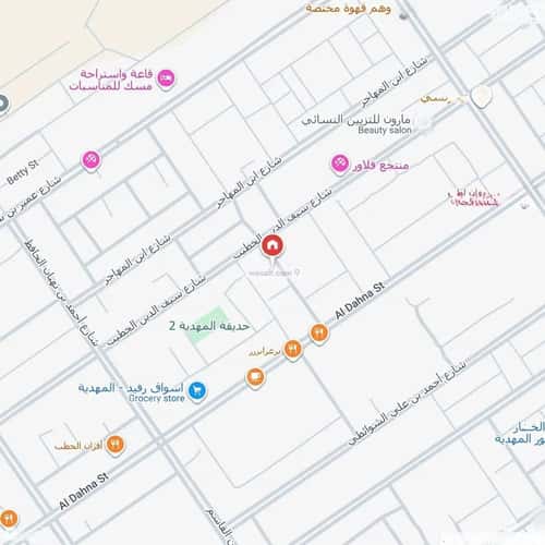 5 bedroom villa in Al Mahdiyyah 2