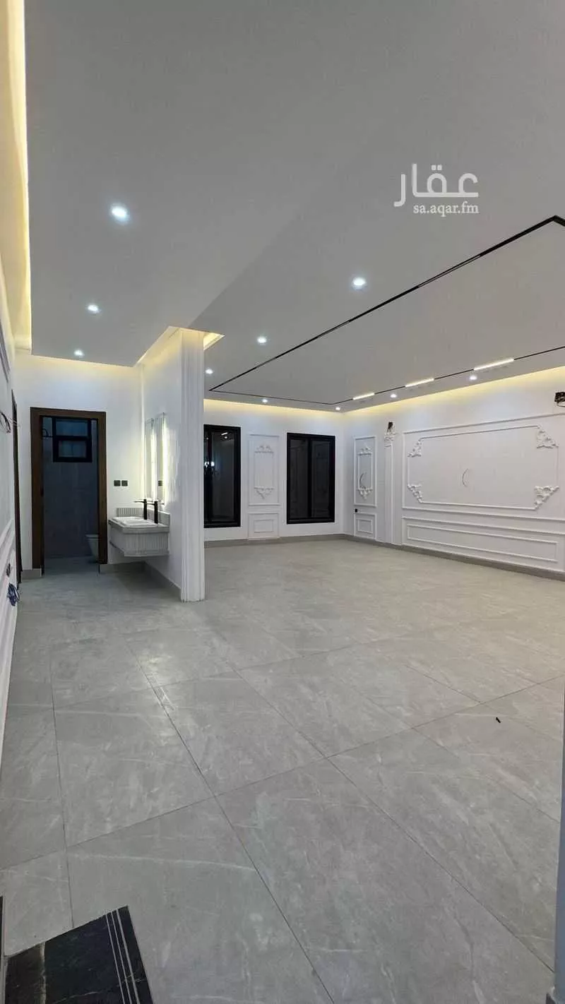 5 bedroom villa in An Nadhim 11