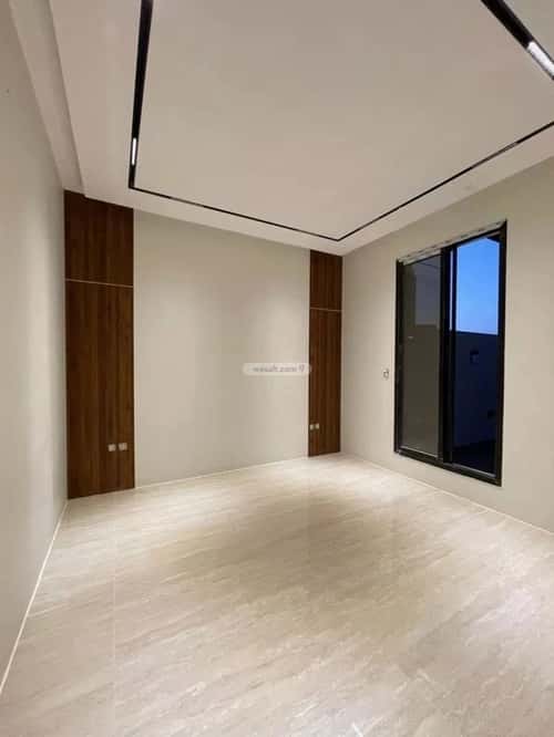 5 bedroom villa in Al Malqa 13